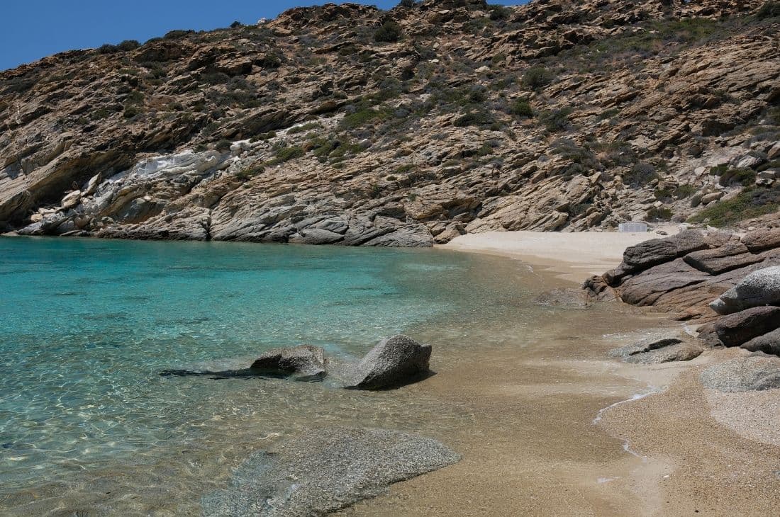 An image of Πικρί Νερό Ίος